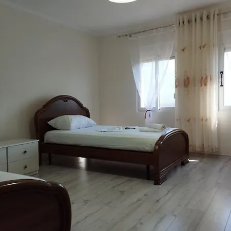 Rondo Guesthouse Gjirokaster Exterior photo